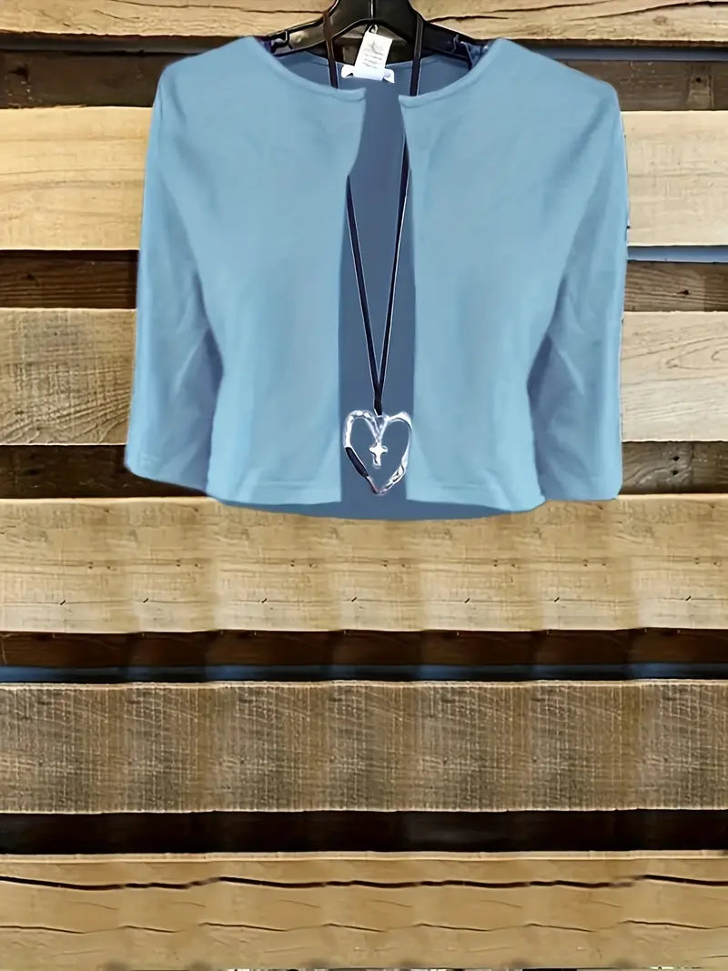 Stylowy dwuczęściowy zestaw z kwiatowym wzorem i gładkim crop topem z okrągłym dekoltem