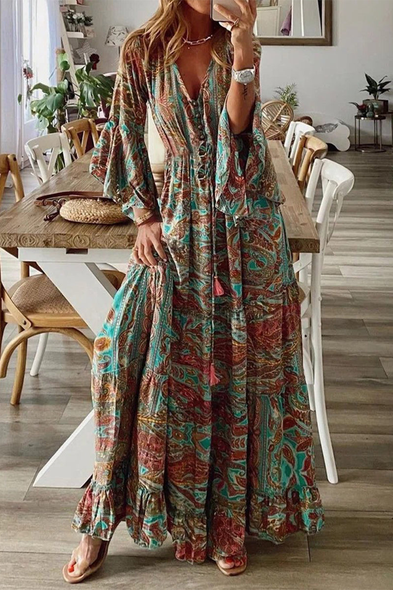Boho Dress with V-Neck and Wide Sleeves