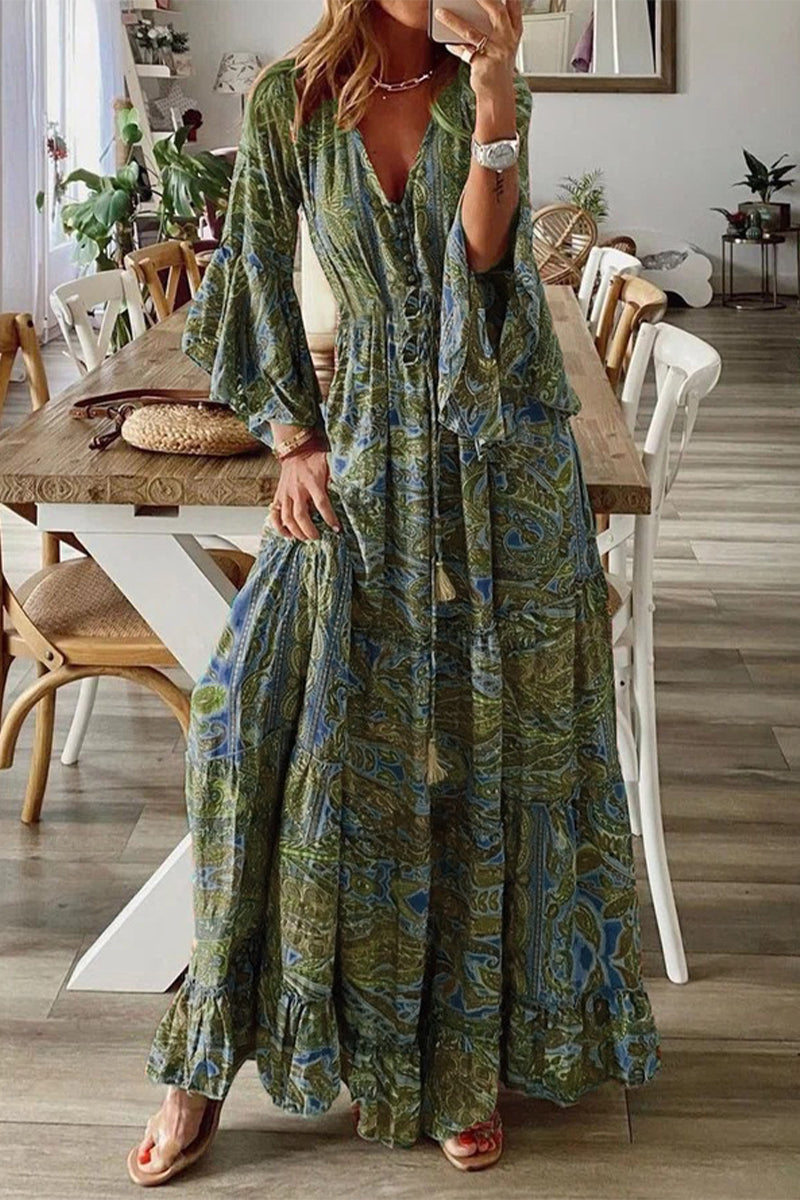 Boho Dress with V-Neck and Wide Sleeves