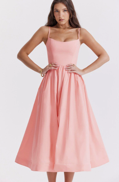 Stylowa sukienka midi z wiązaniem na plecach