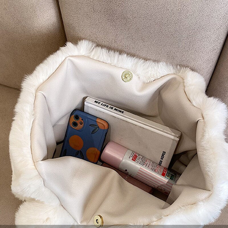 Dante Torebka Damska z Pluszu | Eleganckie Zimowe Akcesorium dla Kobiet