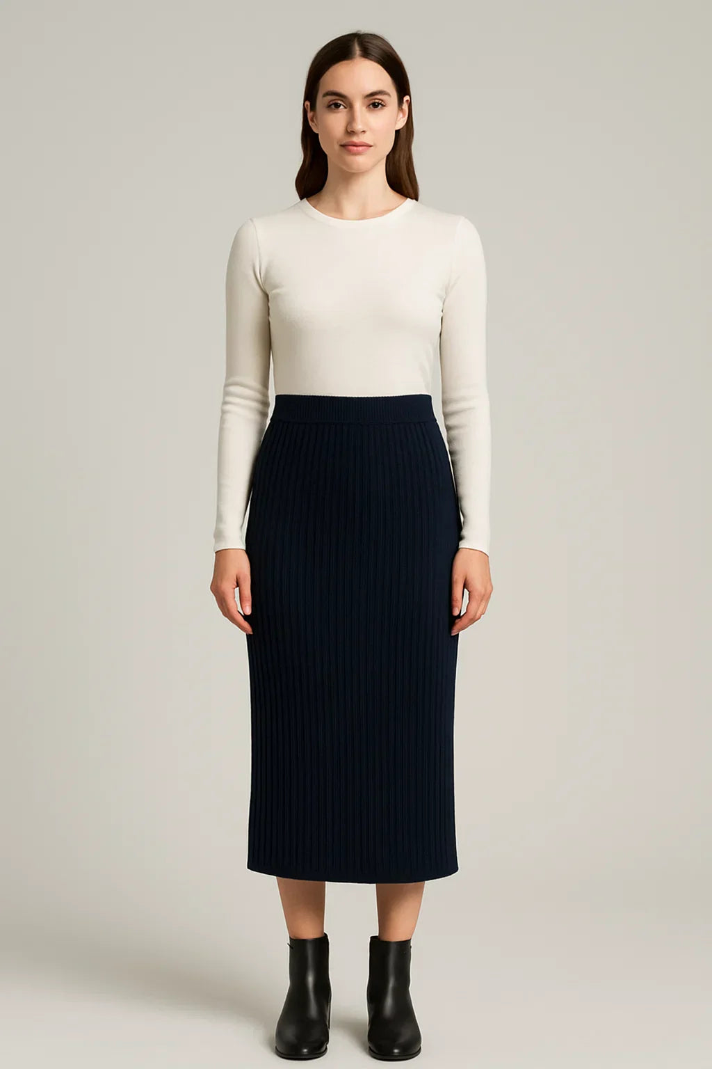 Nora – Midi Spódnica z Prążkowanej Dzianiny